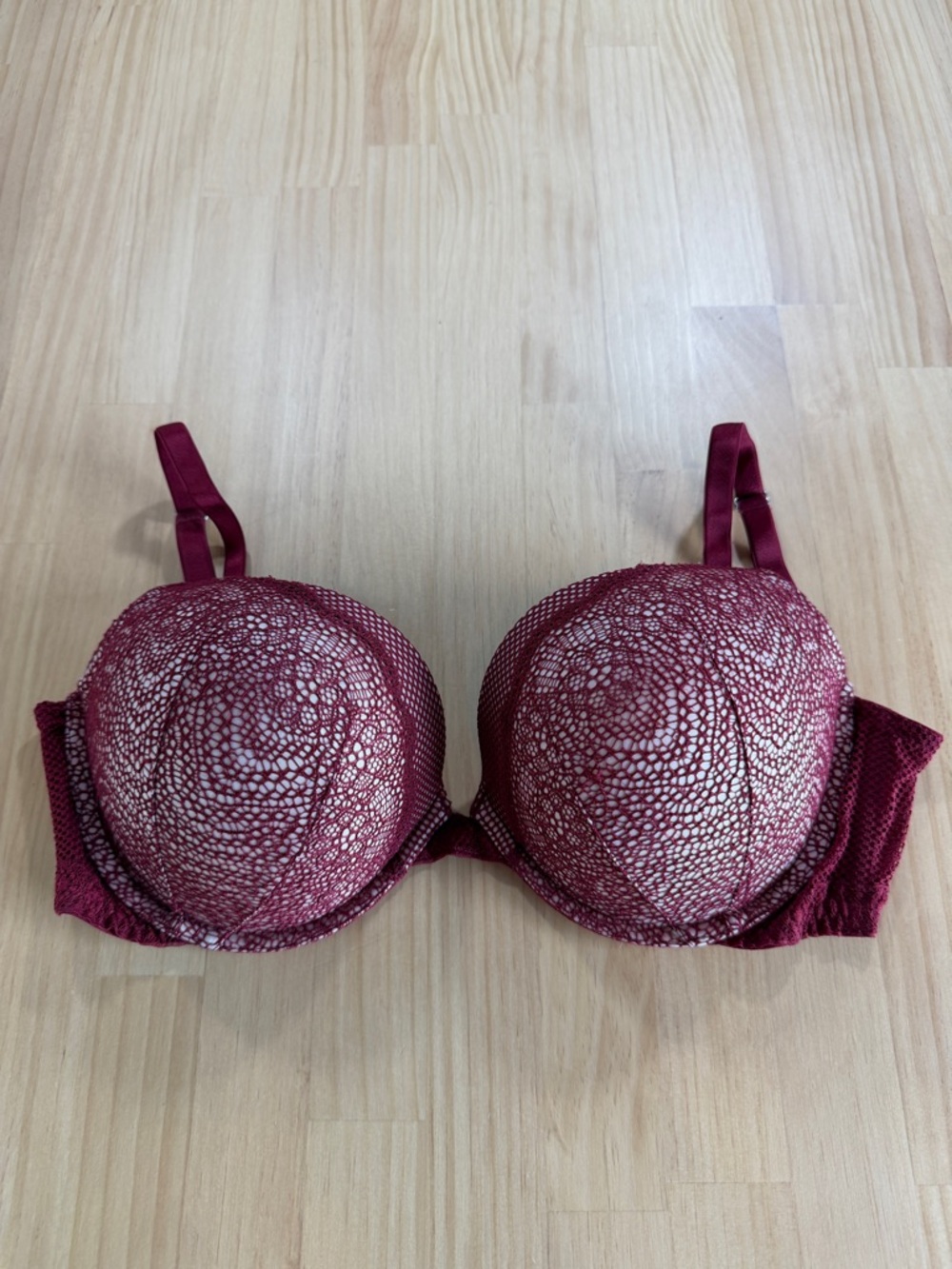 Victoria's Secret Burgundy Lace Overlay Push-Up Bra B6